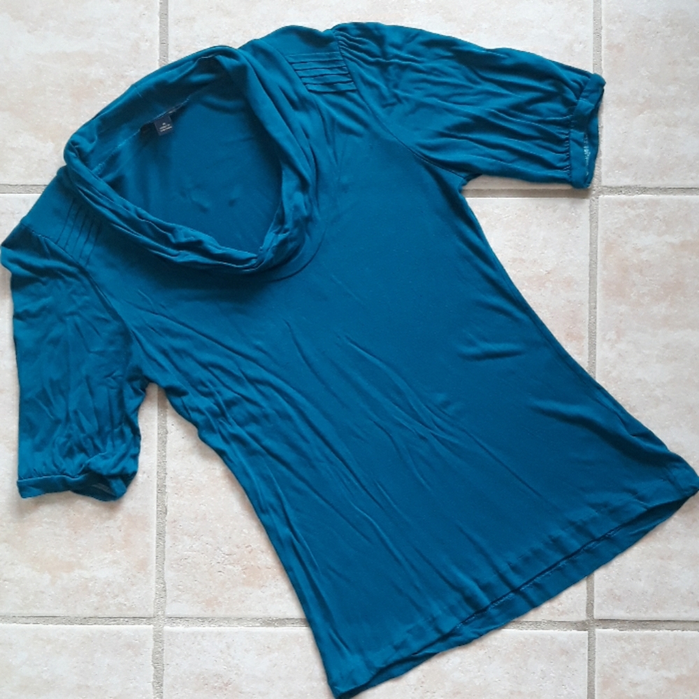 Banana Republic top - Picture 1 of 8